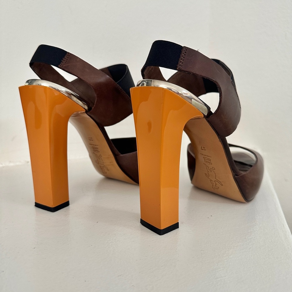 MARNI 🧡🤎 Platform Leather Slingback Heels with Chrome and Patent Accents Size 37